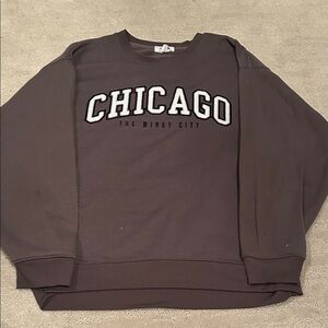 Refuge Chicago Graphic Women's Crewneck Sweater - Dark Gray